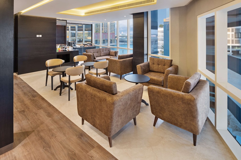 Radisson Blu Dubai Canal View 54/75
