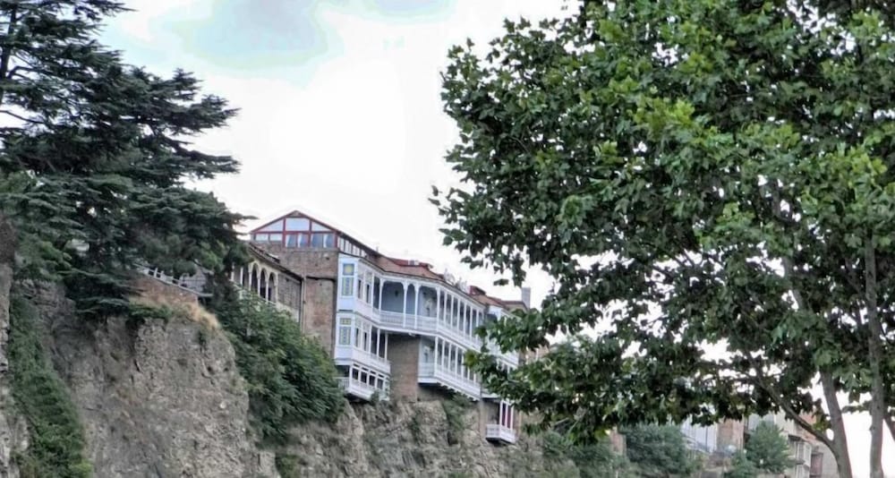 Old Metekhi Hotel 2/50