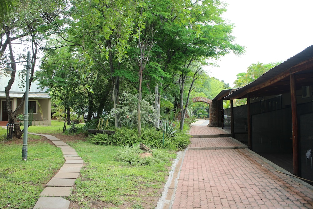 Cu Boutique Guest House 40/50