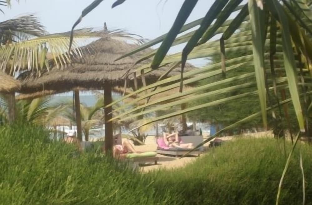 Holiday Beach Club 22/34