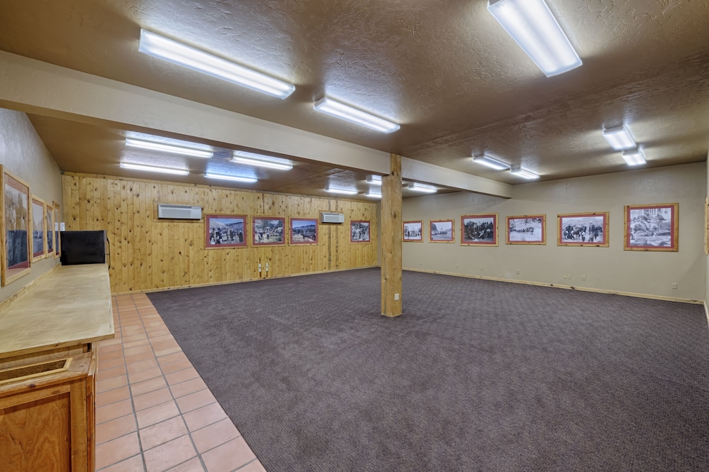 Red Cliffs Lodge 6/46