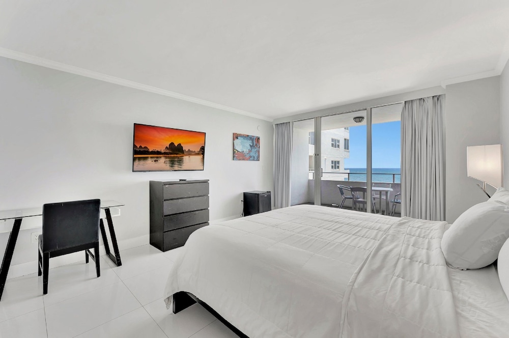 Deluxe, Ocean View