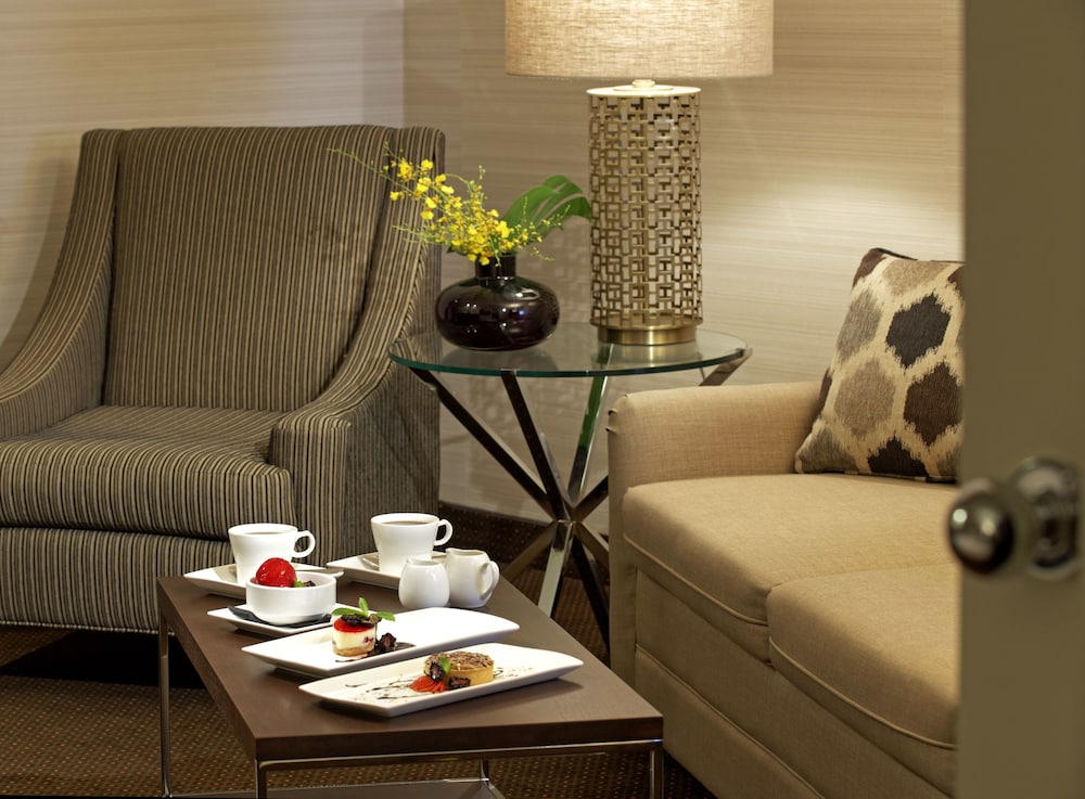 Cambridge Suites Hotel - Toronto 55/67