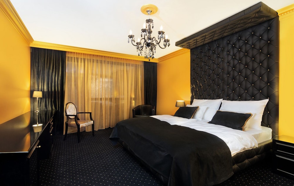 Hotel Nox 22/69