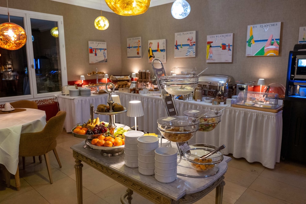 Hotel Le Manoir de La Poterie And Spa 58/72