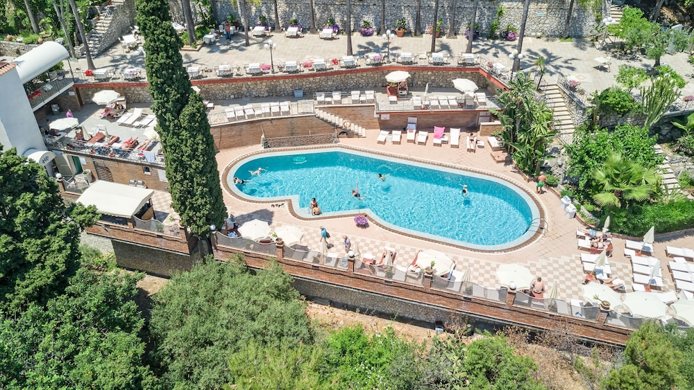 Hotel Ariston and Palazzo Santa Caterina 45/50