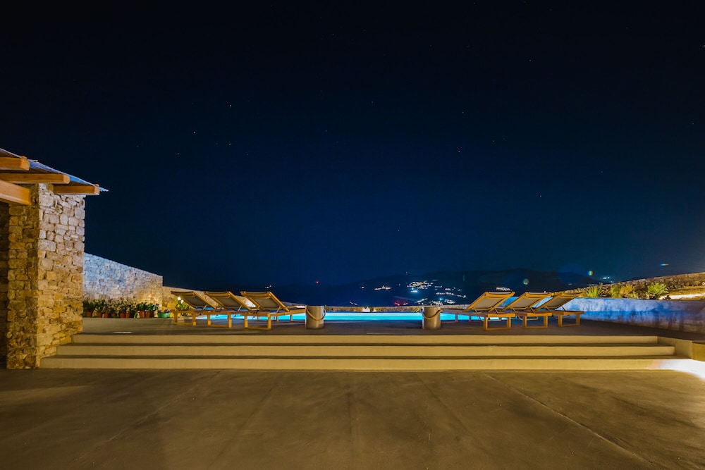 Amarelo Villas Mykonos 50/59