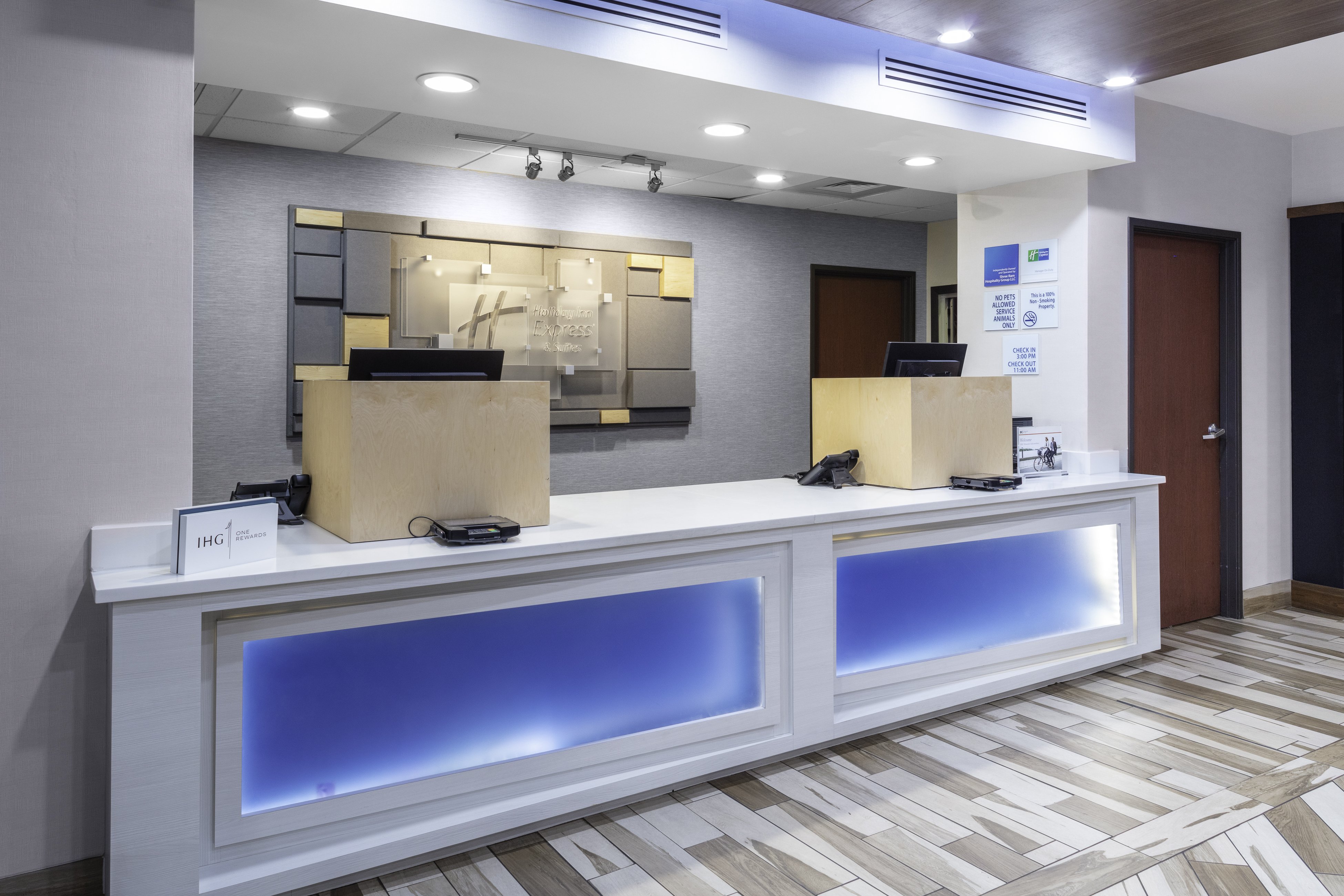 Holiday Inn Express Suites Roanoke Rapids Se 7/72