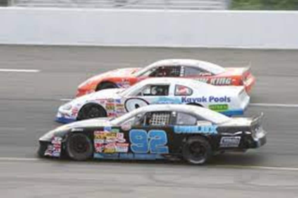 Candlewood Suites Erie 19/40