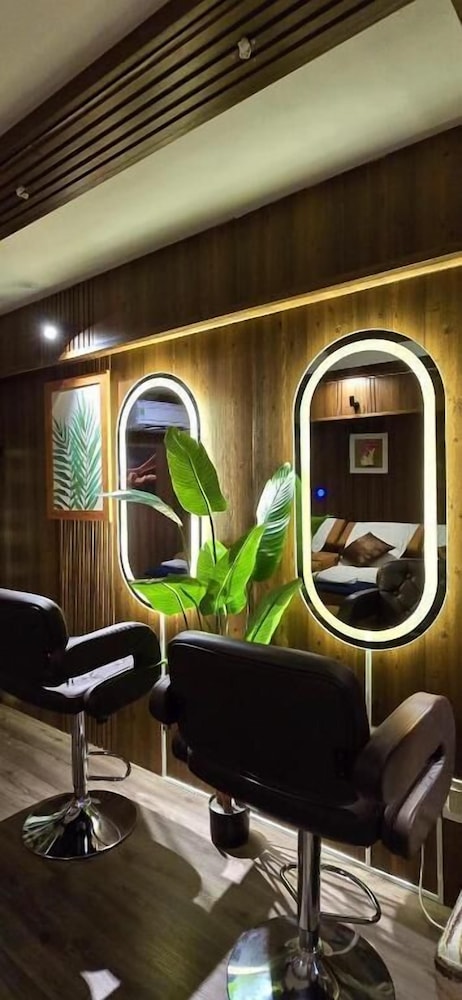 City View Hotel (ex.Hoang Lien Hotel) 30/49