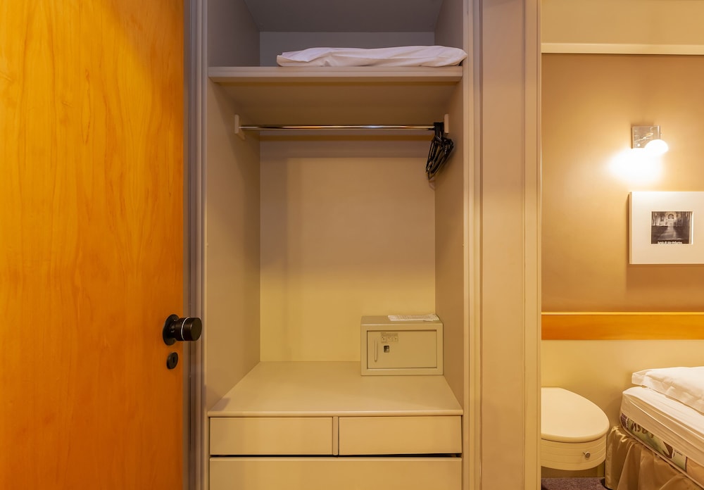 Tri Hotel & Flat Caxias 69/70