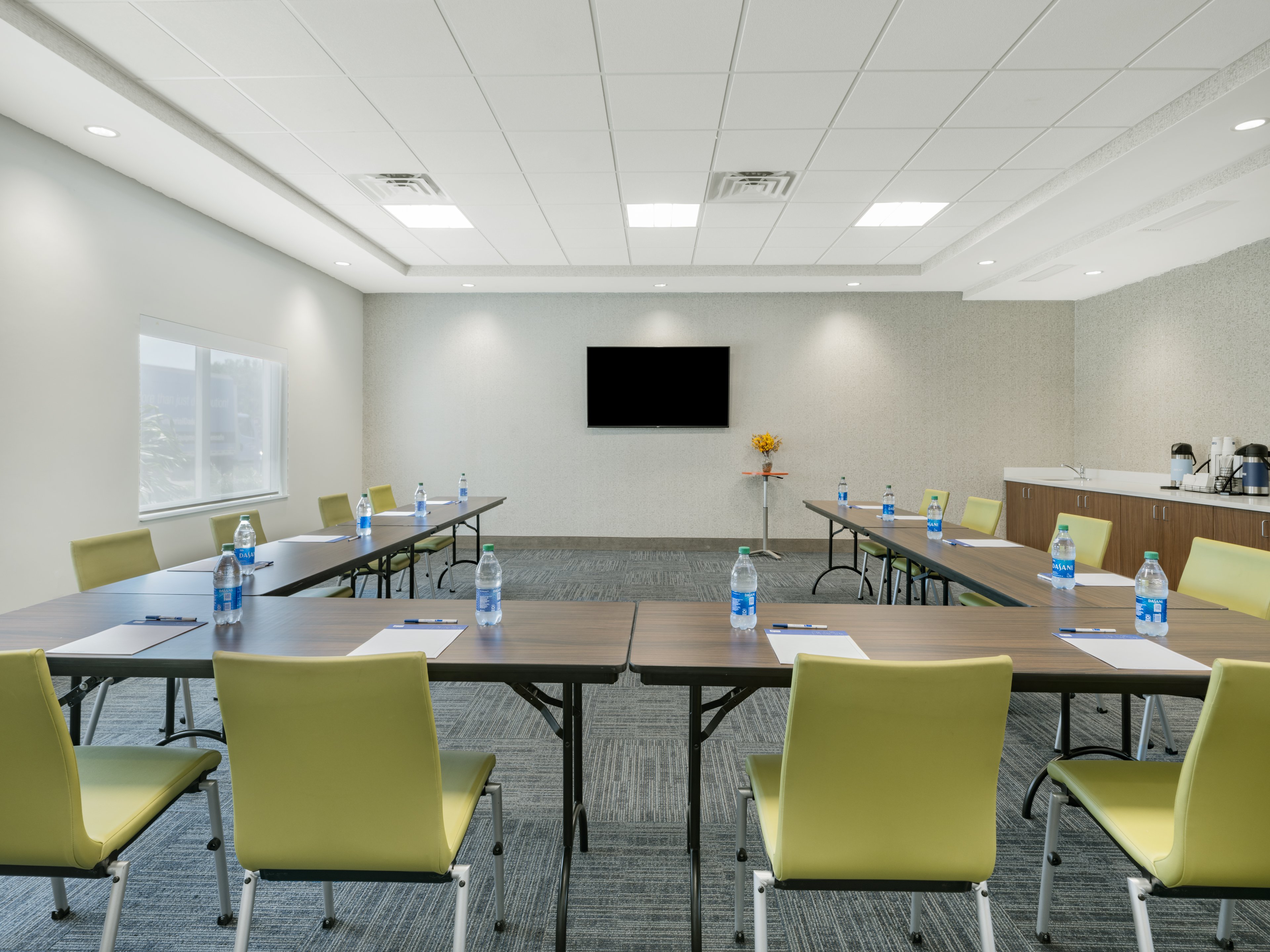 Holiday Inn Express & Suites Ruskin - Sun City 42/59