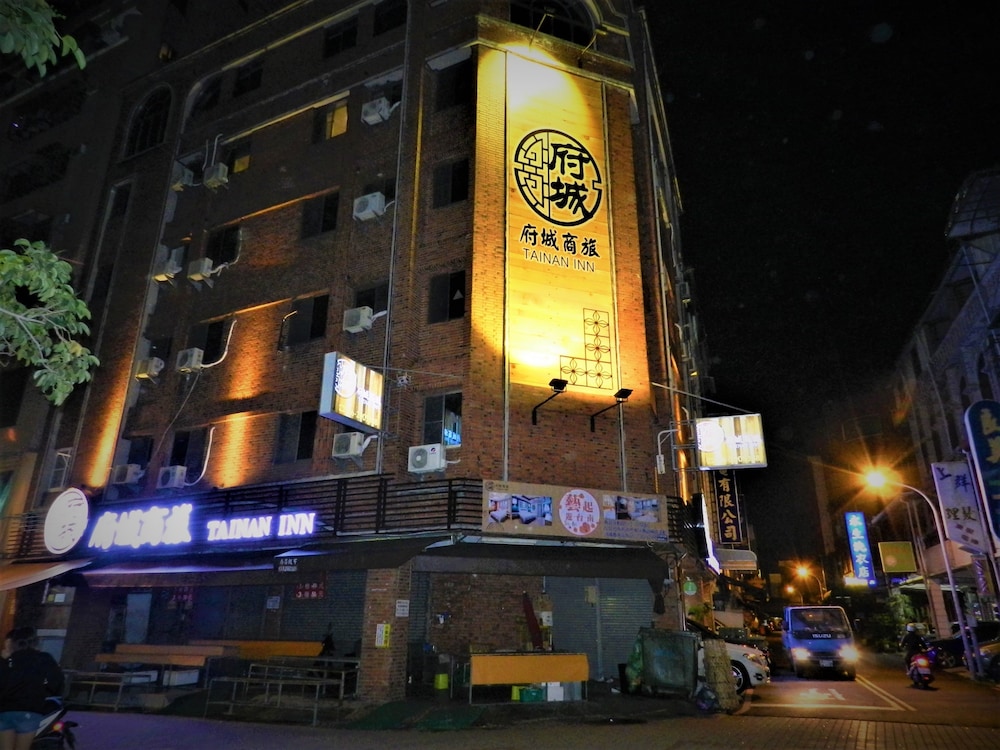Tainan Inn 3/75