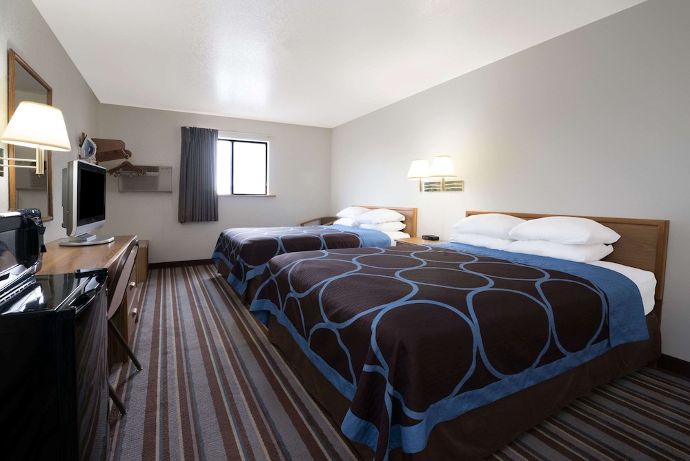 Super 8 by Wyndham Billings MT 19/52