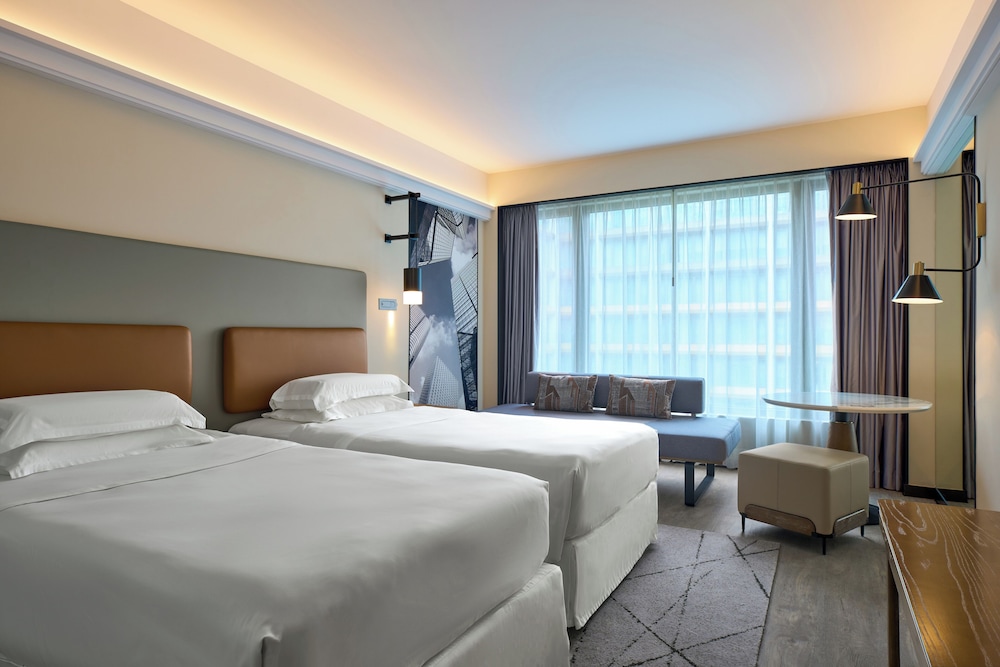 ROOM, TWIN BEDS