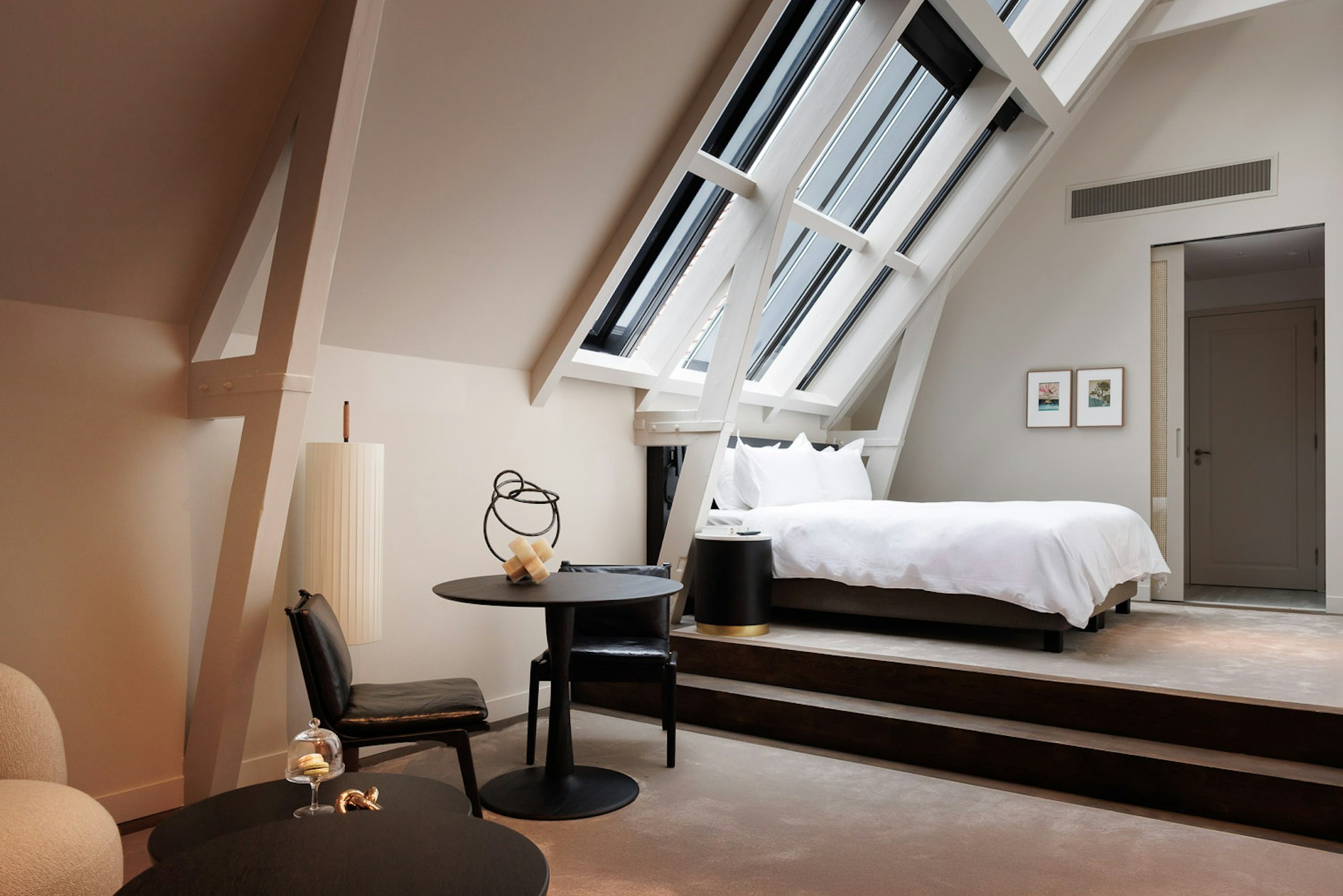 Signature, Loft, Suite