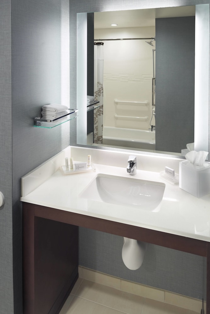 Residence Inn by Marriott Columbus OSU 12/42