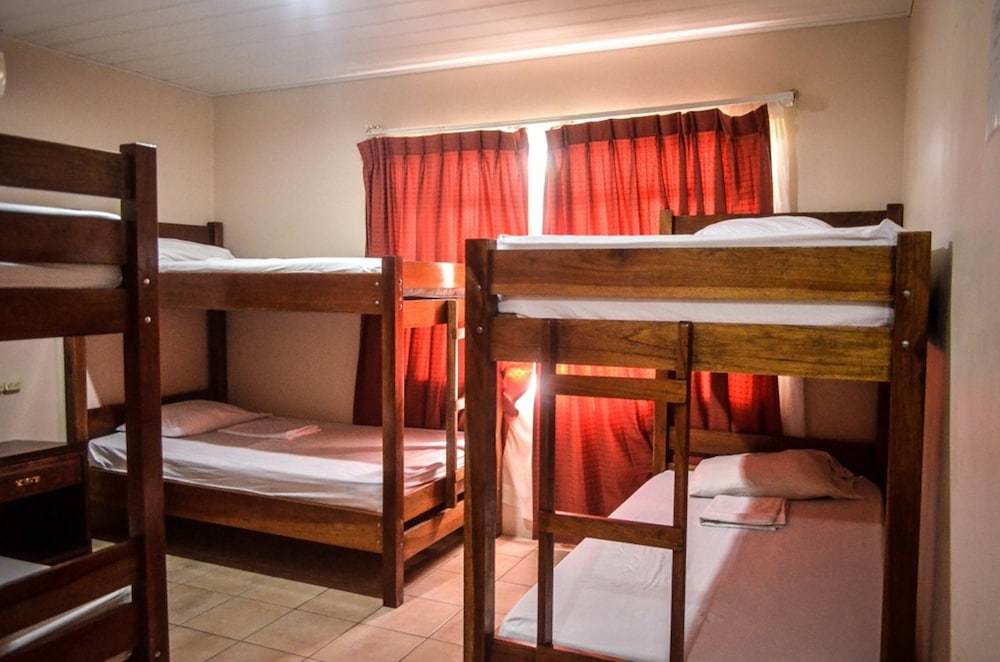 Hostel La Choza Inn 35/60