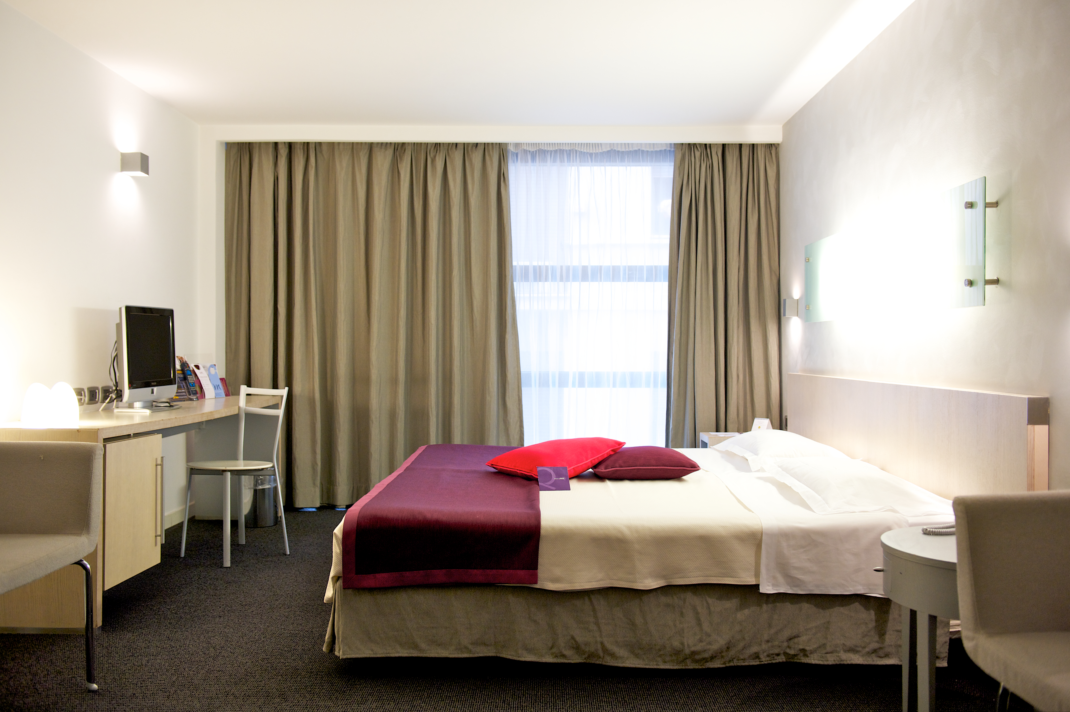 SUPERIOR, 1 DOUBLE OR 2 DOUBLE BEDS