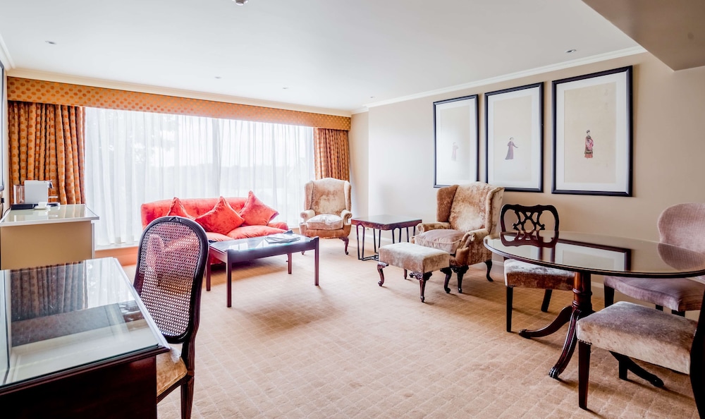 Radisson Blu Hotel, London Heathrow 38/55