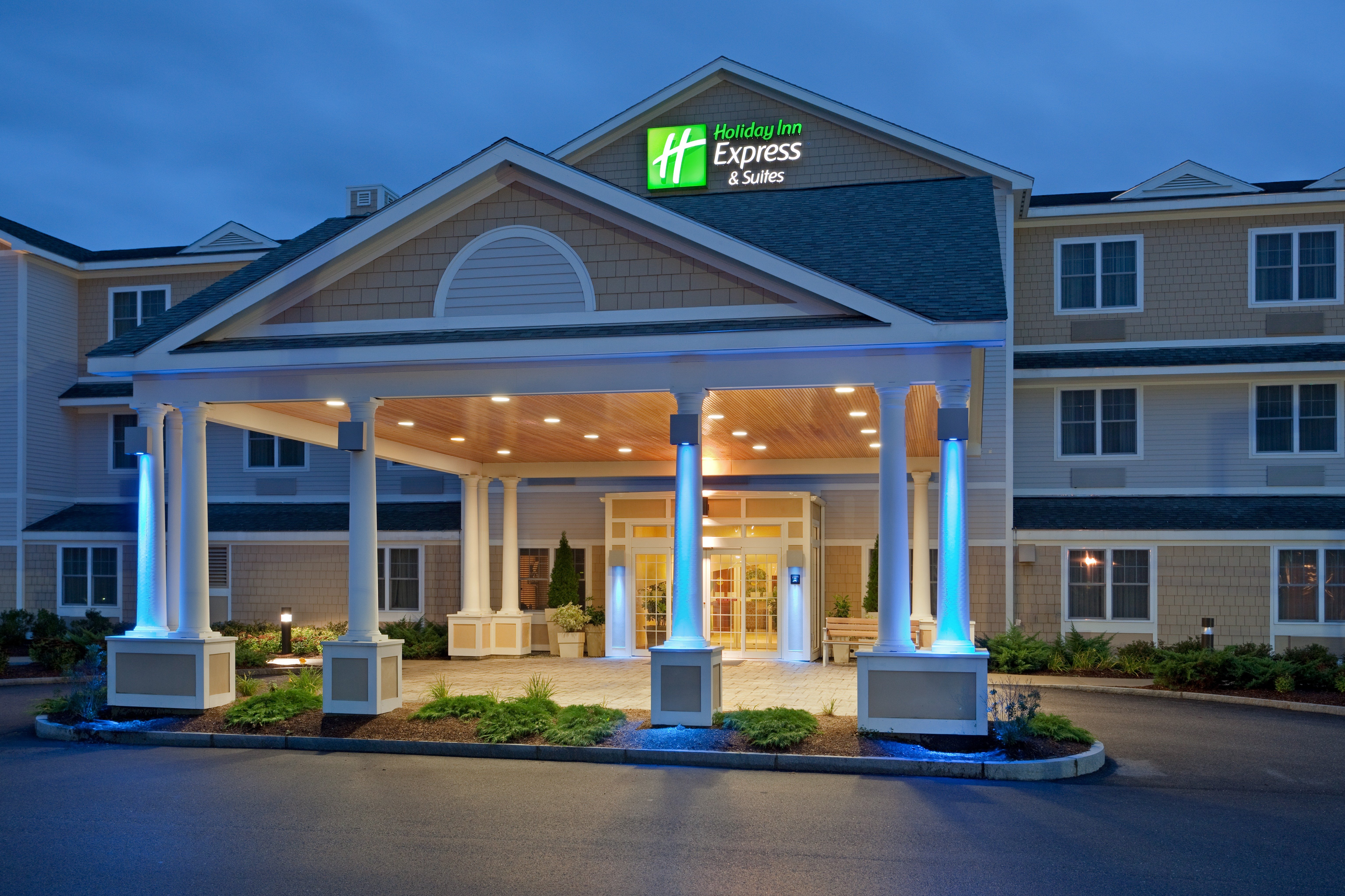 Holiday Inn Express Hotel And Suites Rochester 52/55