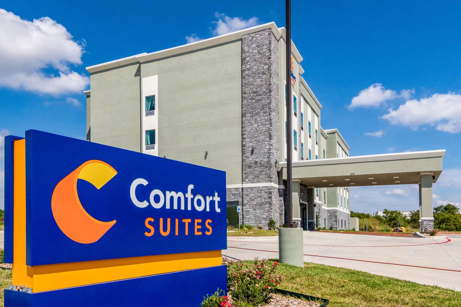 Comfort Suites DeSoto Dallas South 5/51