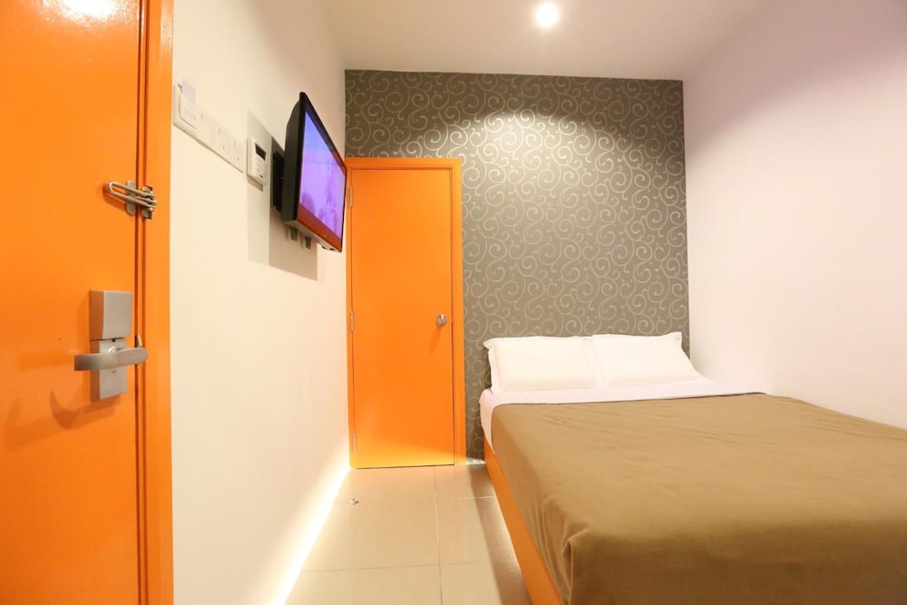 1 Hotel Mahkota Cheras 37/61