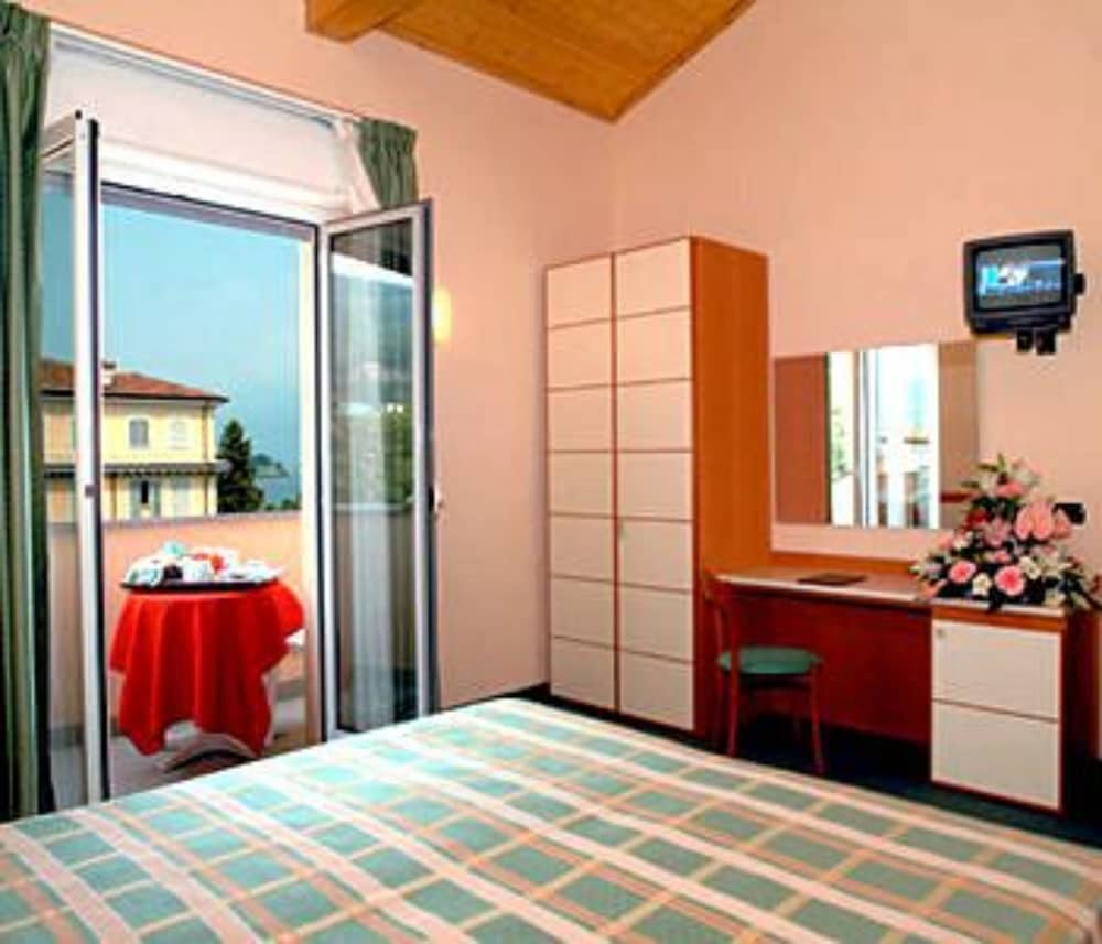 Hotel Primavera 17/57