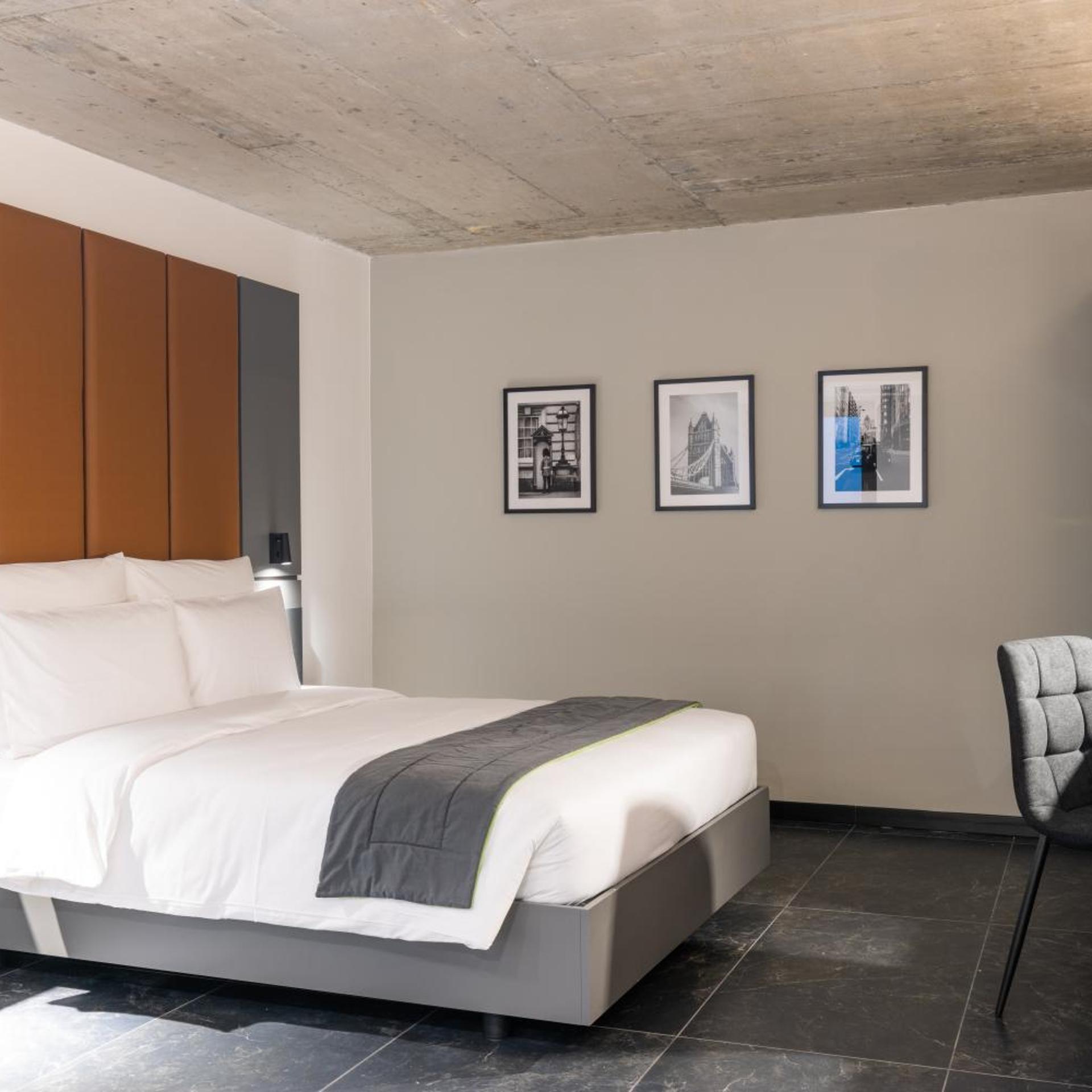 Inner, Queen Bed, No Balcony