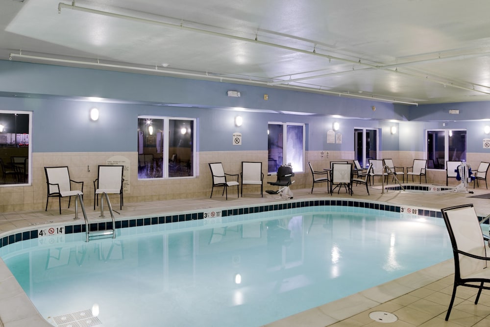 Holiday Inn Express Hotel Suites Jacksonville 1/52
