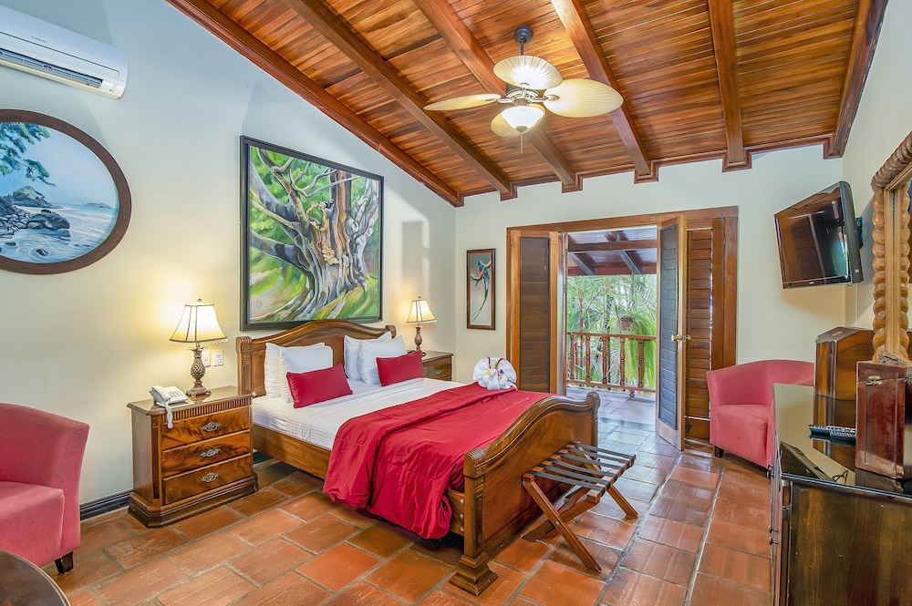 Hotel Villas Lirio 16/48