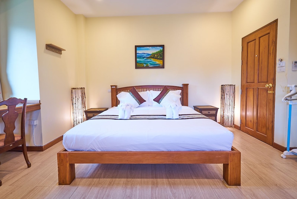 Huean Kham Hom Resort 13/72