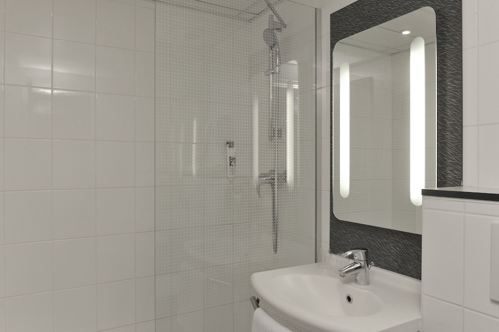 Ibis Paris Vaugirard Porte De Versailles 26/28