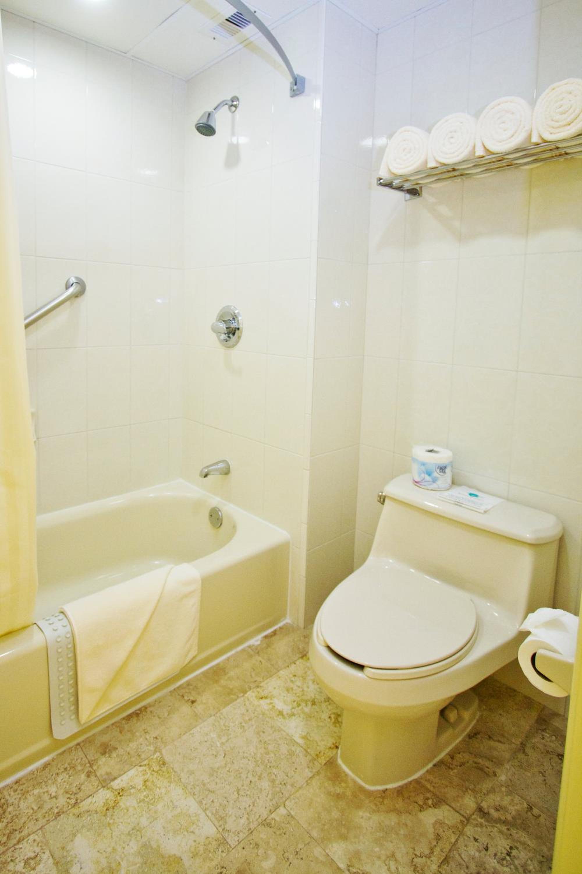1 Bedroom, Deluxe, Suite, King Bed, Beach Front، The Royal Sands All Inclusive Resort & Spa 8/9