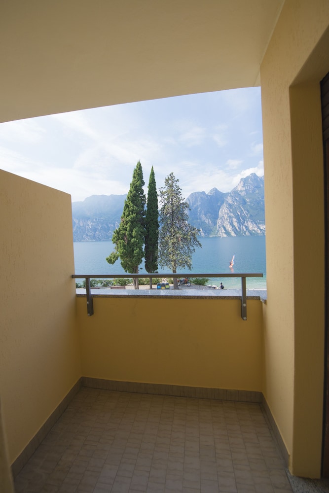 HOTEL RESIDENCE TORBOLE 4/31