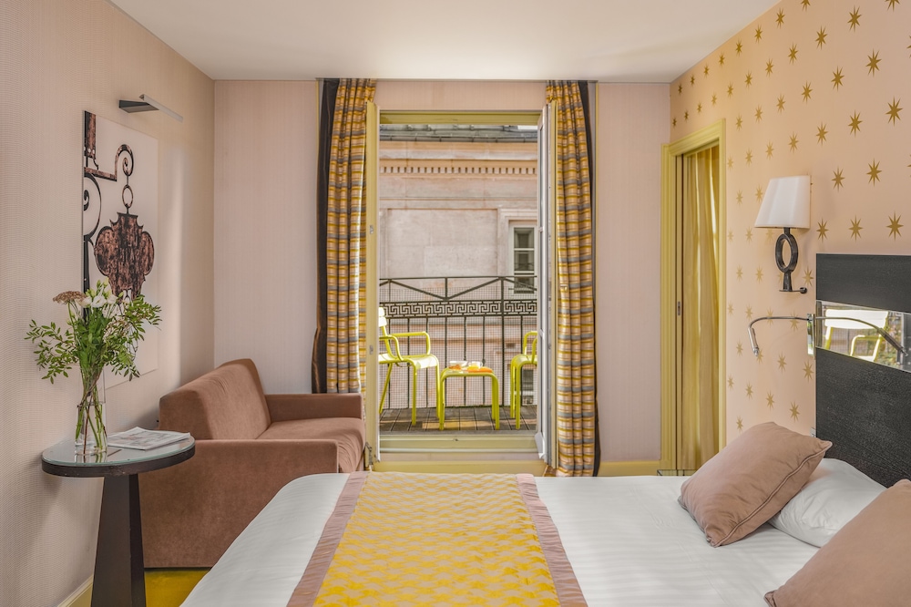 Hotel Le Petit Paris 45/63