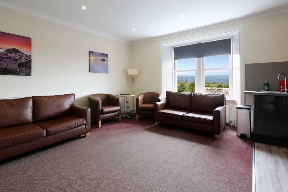 Woodland Bay Hotel 23/50