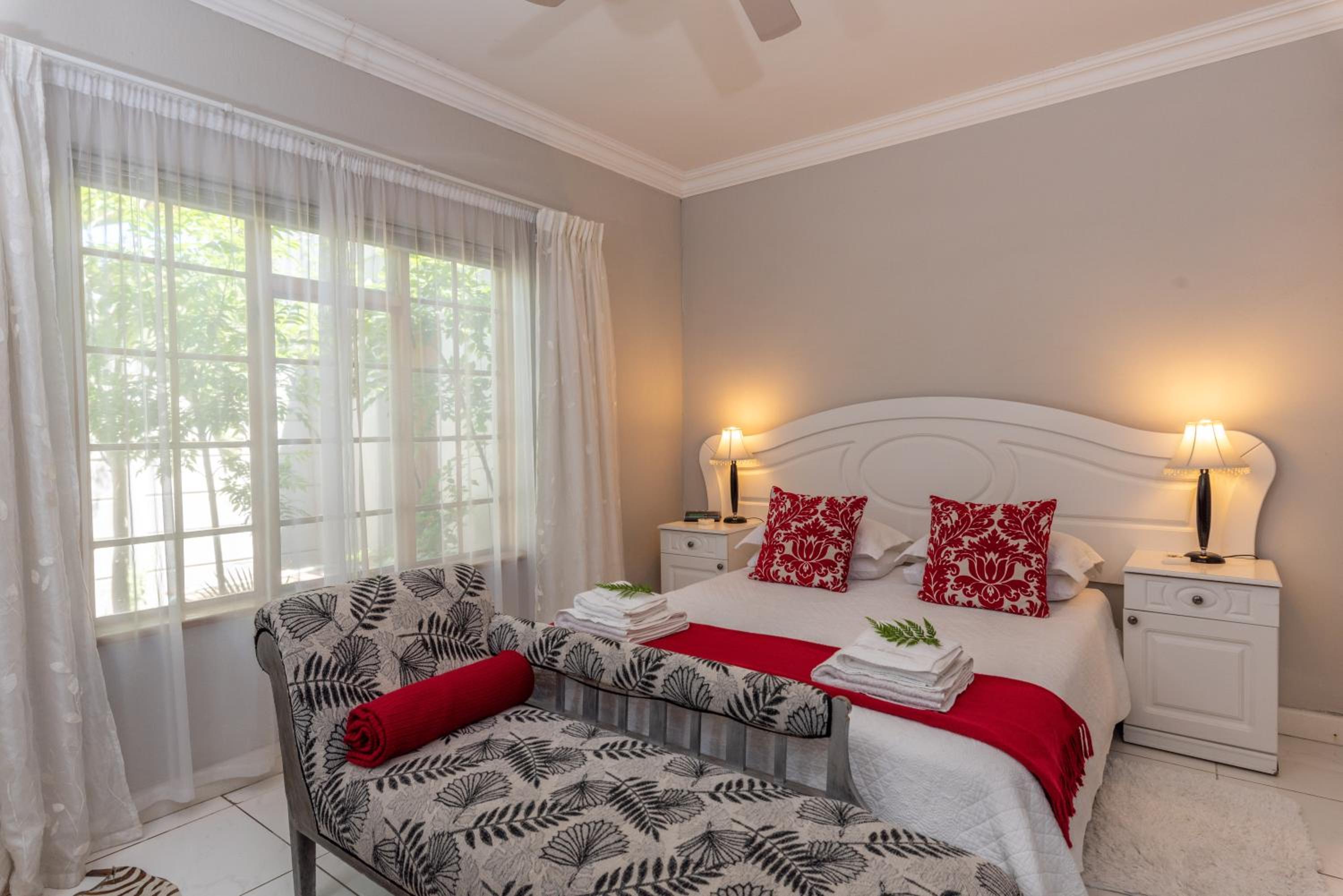 Montagu 4 Seasons 8/47