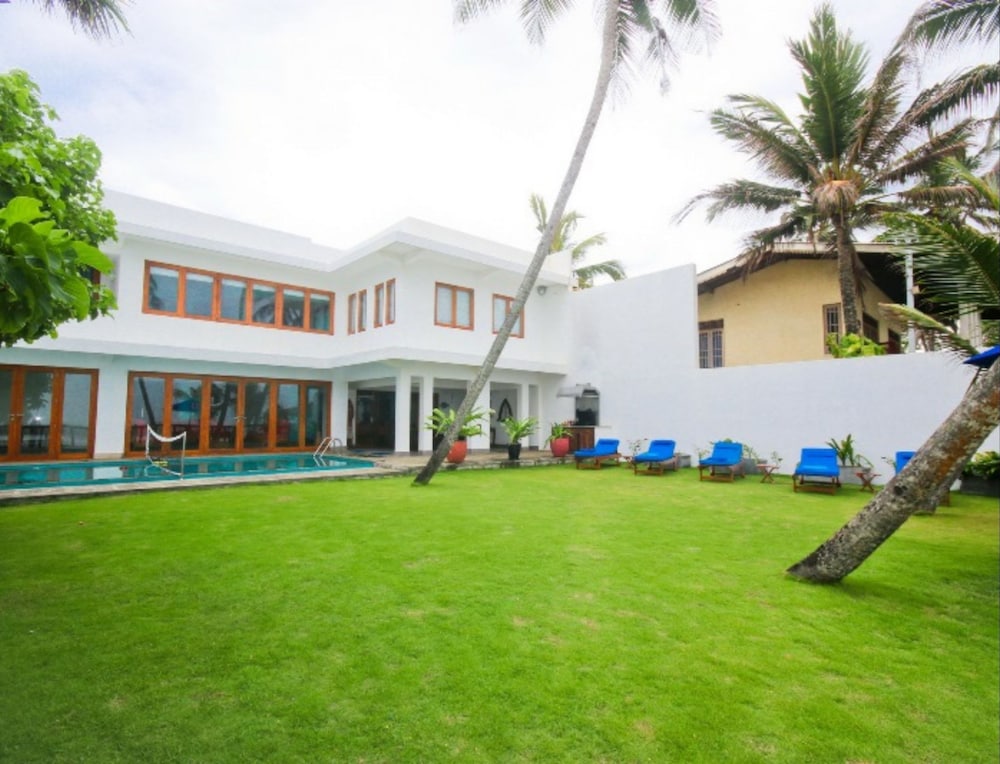 Footprints Villa 30/40