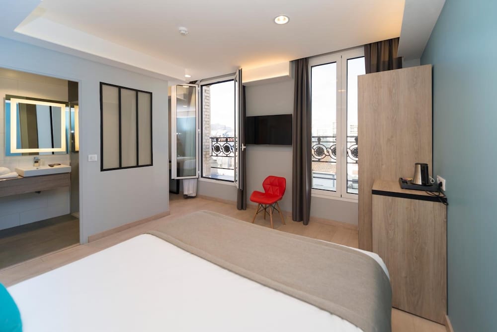 Grand Hotel Clichy 6/61