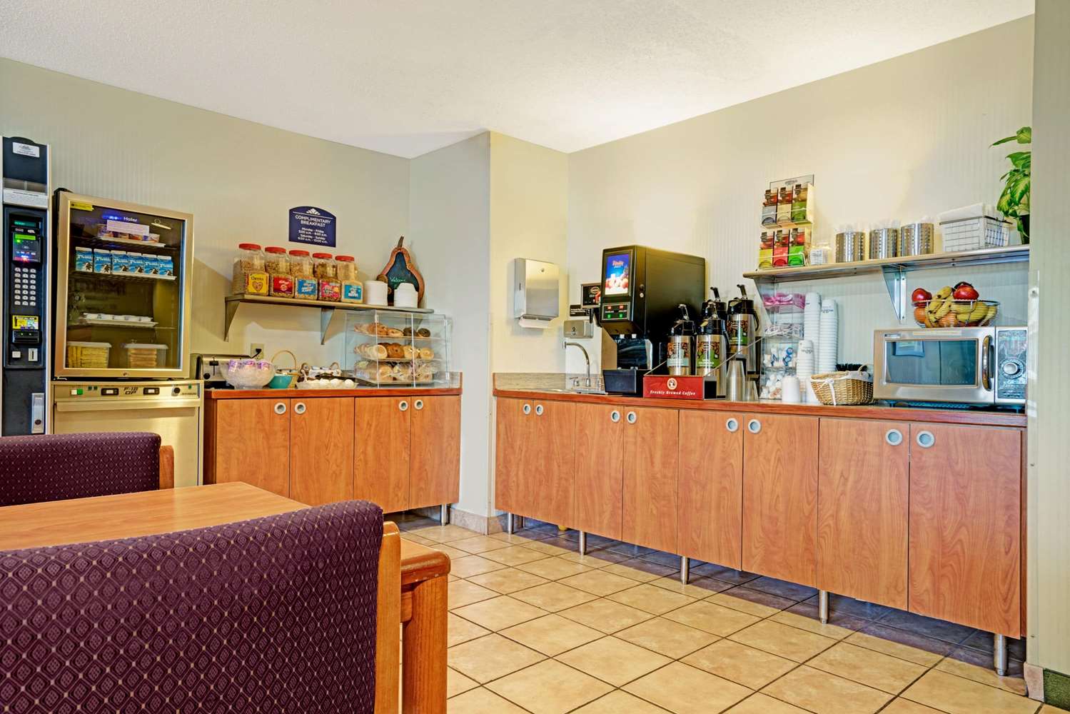 Microtel Inn Suites By Wyndham Inver Grove Heights Minneap 36/50
