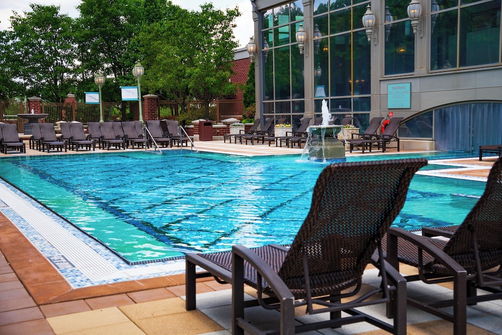 Ameristar Casino Resort Spa St. Charles 62/64