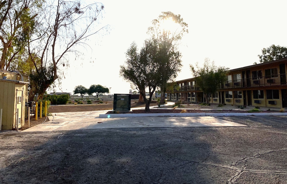 Travelodge by Wyndham Imperial/El Centro 39/48
