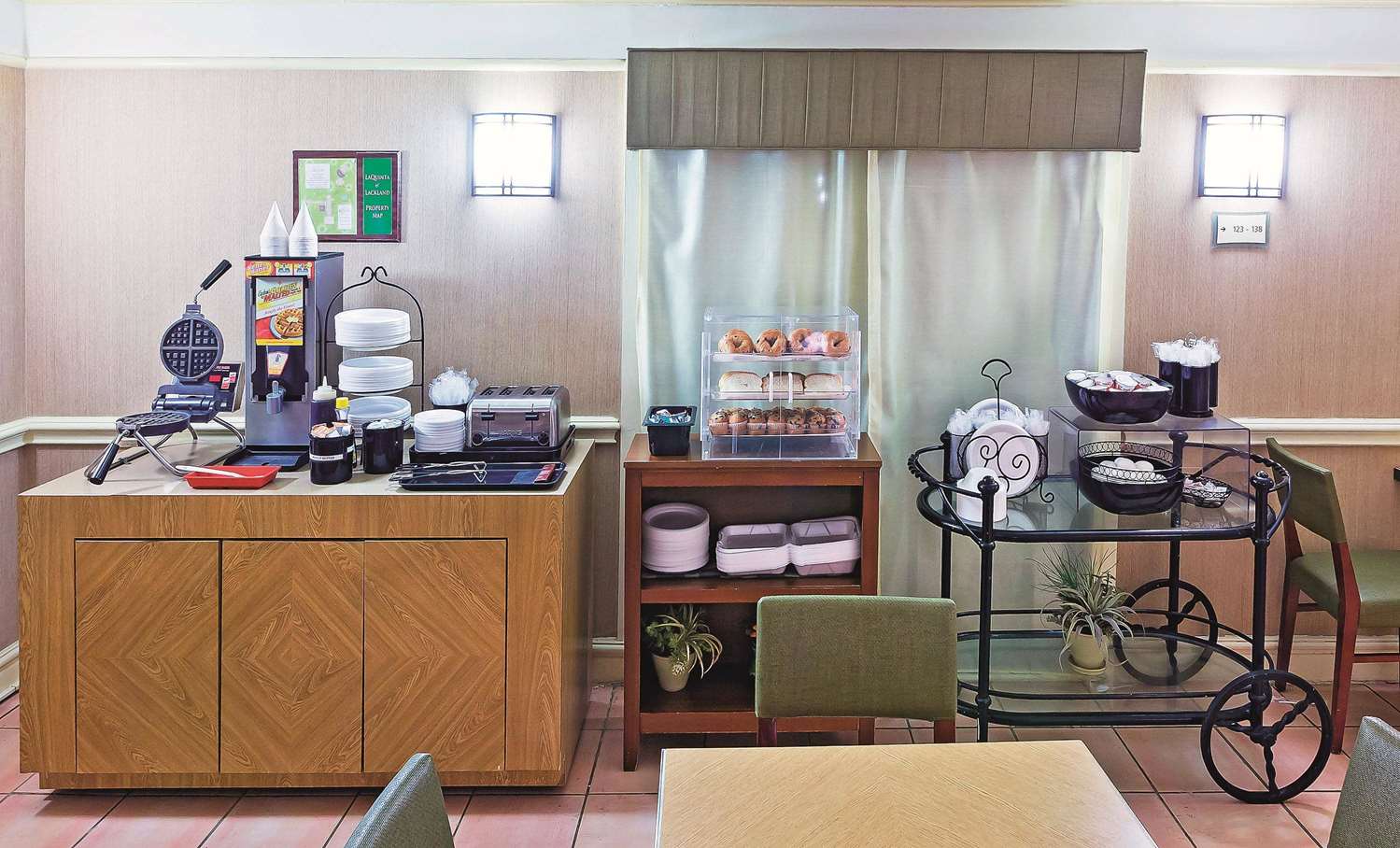 La Quinta Inn San Antonio Lackland 43/49