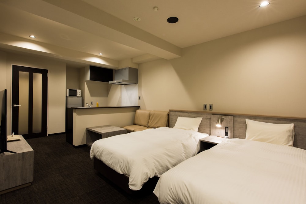 Inova Kanazawaekimae Hotel Suite 13/47