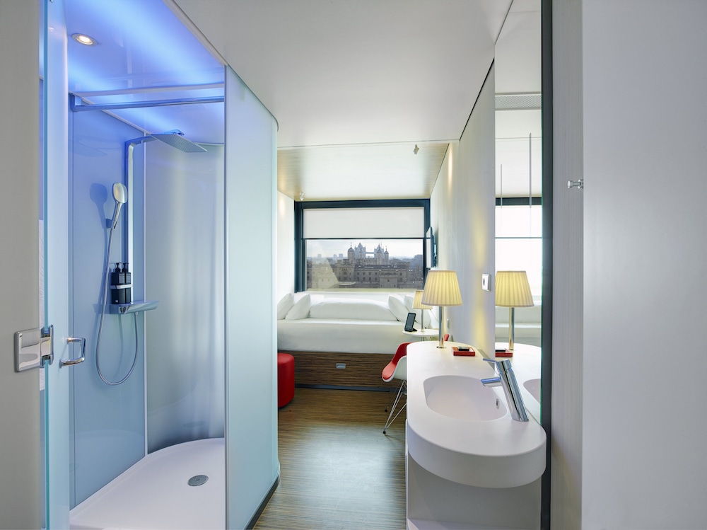 Room, King Bed, Tower View، Citizenm Tower Of London 10/10