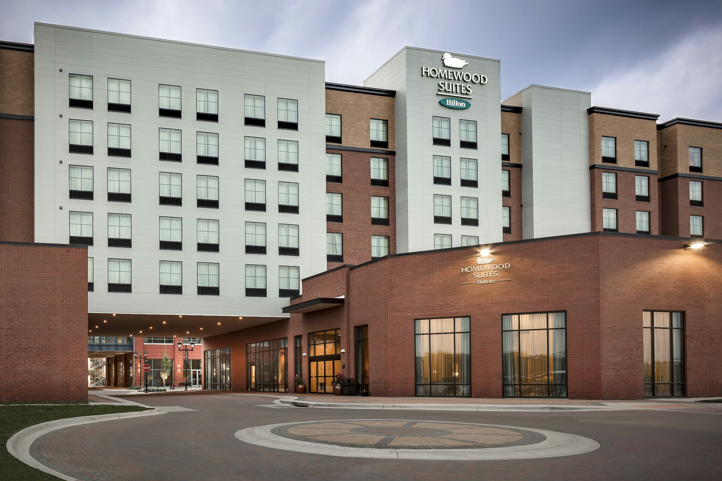 Homewood Suites By Hilton Coralville Iowa River Landing 44/44