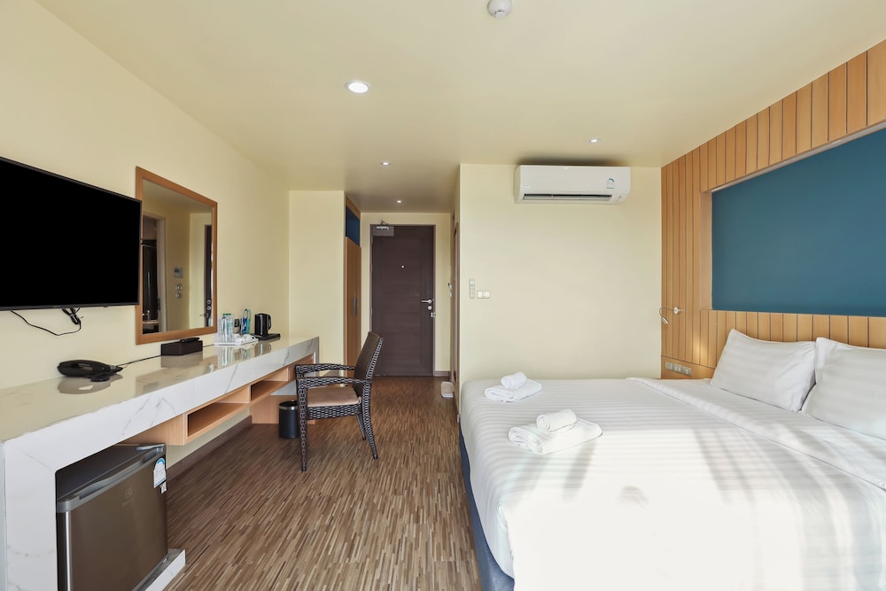 Dome Kata Resort 46/76