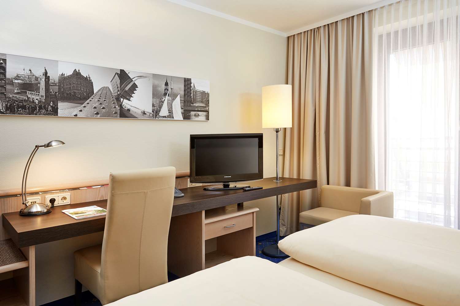 H4 Hotel Hamburg Bergedorf 64/71