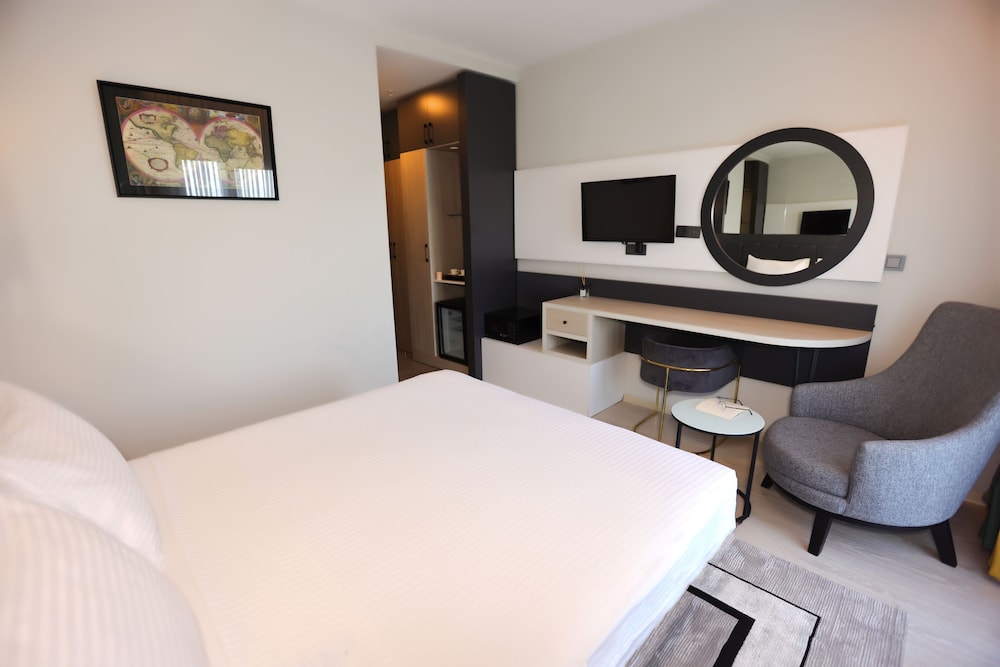 DEDEMAN VAN RESORT & AQUA 18/50